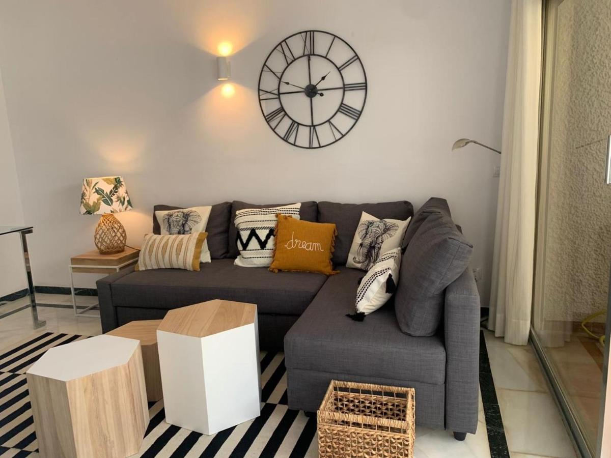 Lovely apartment marbella center garden views 130 Buitenkant foto