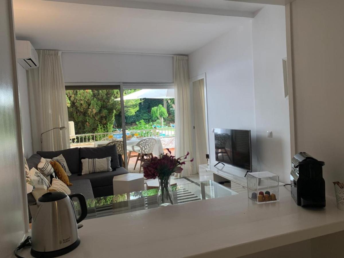 Lovely apartment marbella center garden views 130 Buitenkant foto